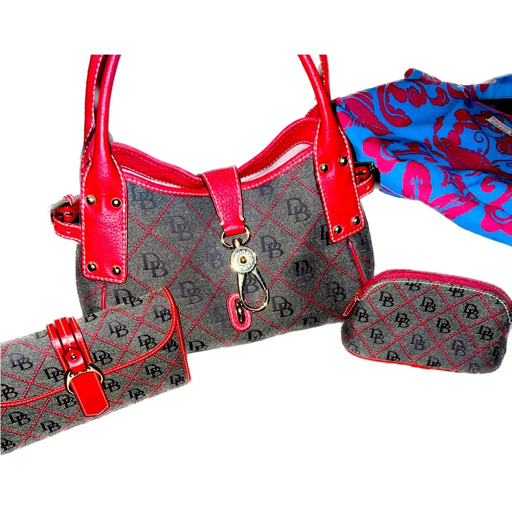 Dooney and Bourke purse set